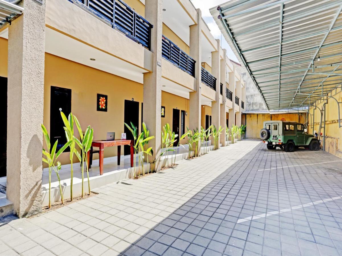 Oyo 90456 Moh Yamin Residence Balian Экстерьер фото