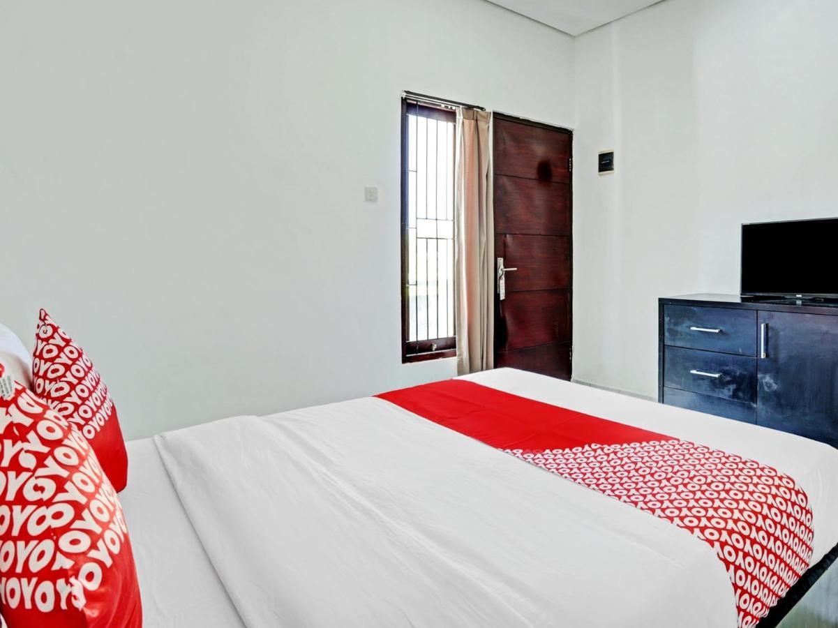 Oyo 90456 Moh Yamin Residence Balian Экстерьер фото
